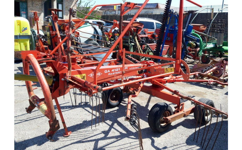 Kuhn GA 4121 GM rabljen - 4