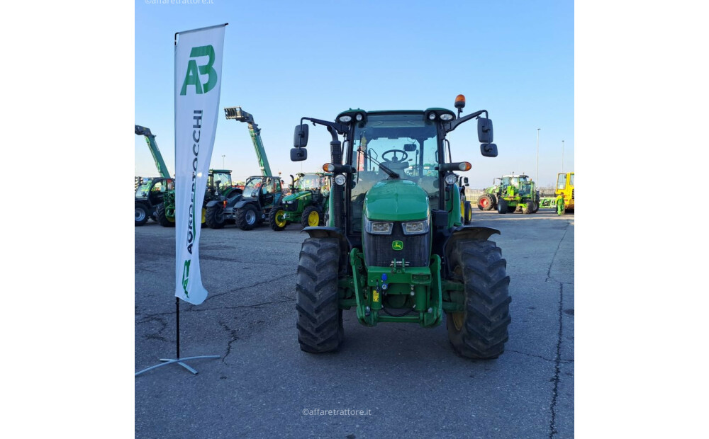 Rabljeni John Deere 5125R - 3