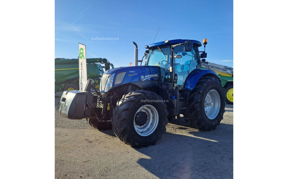 New Holland T7.270 AUTOCOMMAND BLUE POWER Rabljeno - 2