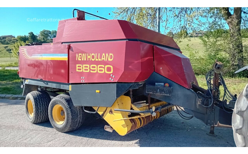 Rabljeni New Holland BB960 - 4