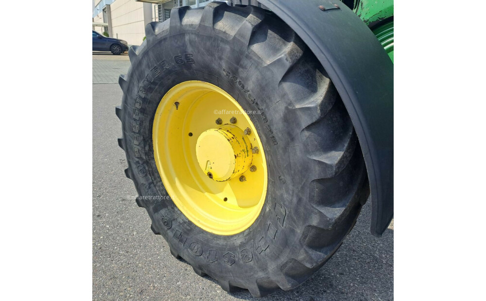 Rabljeni John Deere 6920S - 8