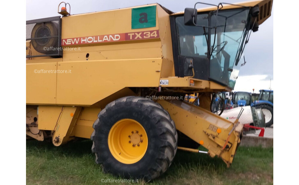 Rabljeni New Holland TX34 - 1