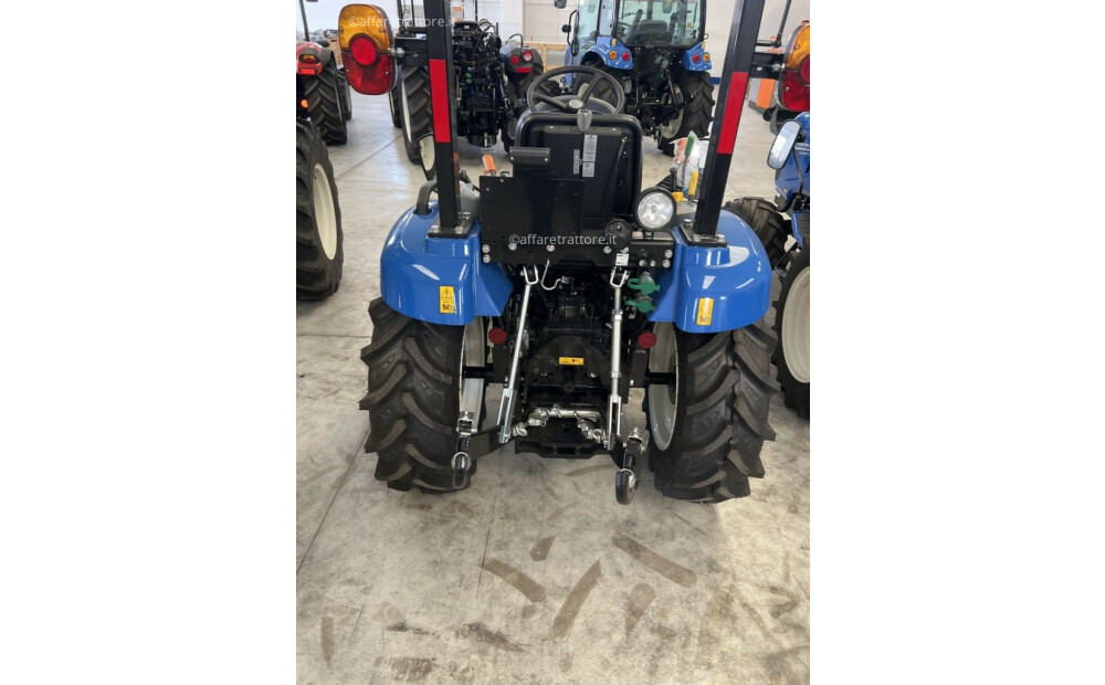 New Holland BOOMER 25 Novo - 4