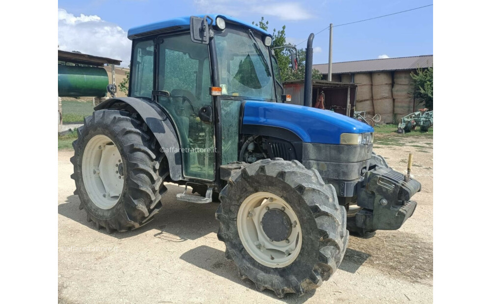 Rabljeni New Holland TN75D - 4