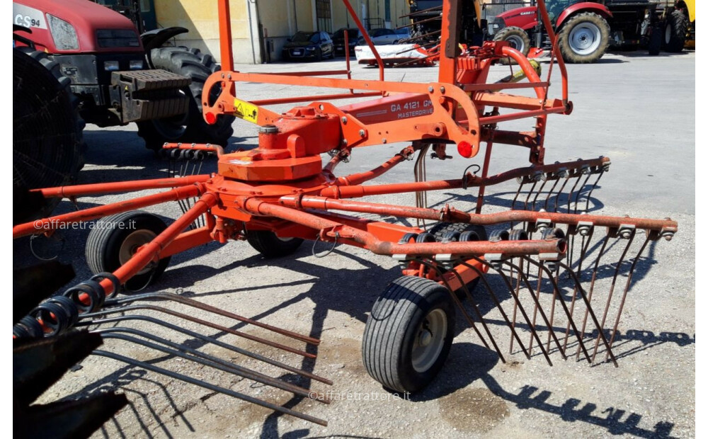 Kuhn GA 4121 GM rabljen - 2