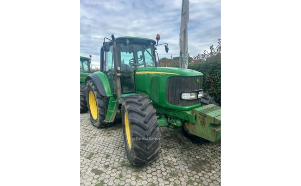 Rabljeni John Deere 6820 - 1