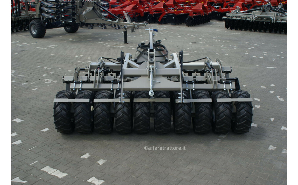 Rolex Scheibenegge / Disc harrow with hydropack and tire roller / Dechaumeur à disques / Erpice a dischi / Дисковая борона с гидропаком и колёсным катком / Agregat talerzowy uprawowy z hydropackiem i  - 7