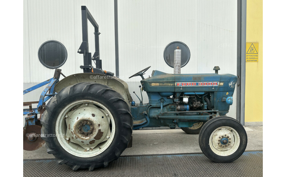 Traktor Ford 3000 - 50 KM - 14