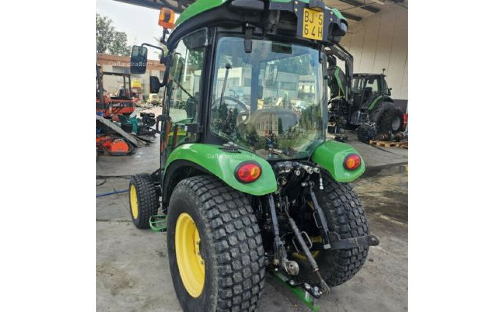 Rabljeni John Deere 3720 - 8