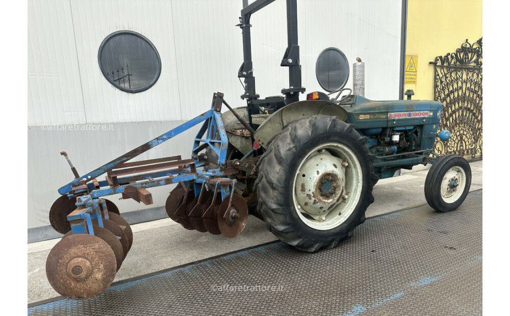 Traktor Ford 3000 - 50 KM - 10