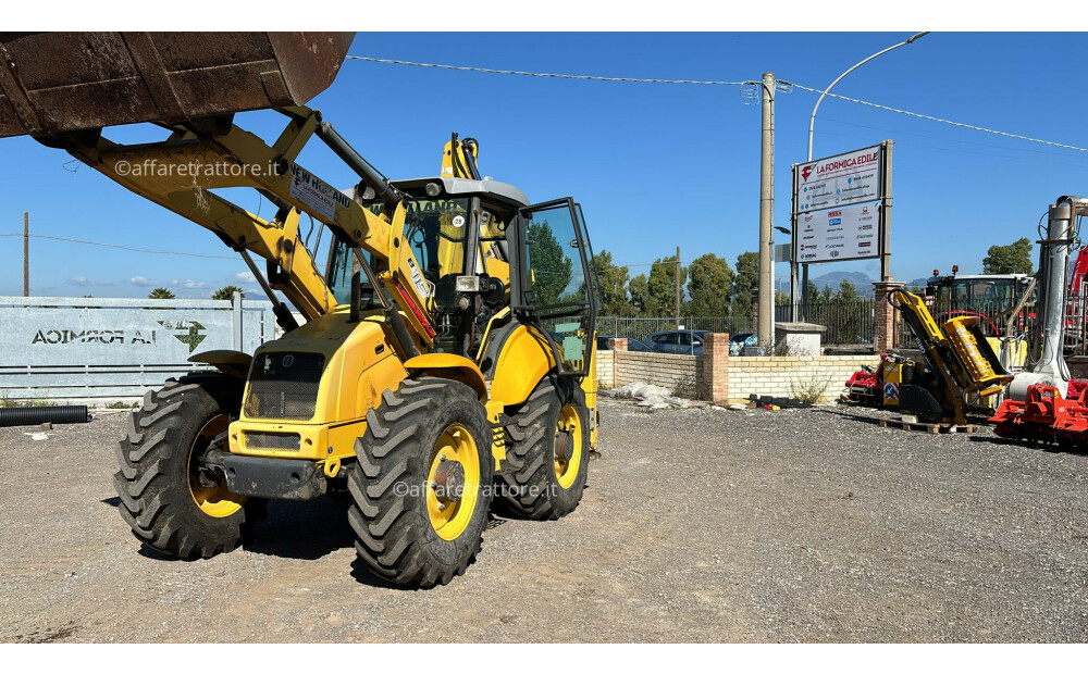 NEW HOLLAND B115-4PS Rabljeno - 1