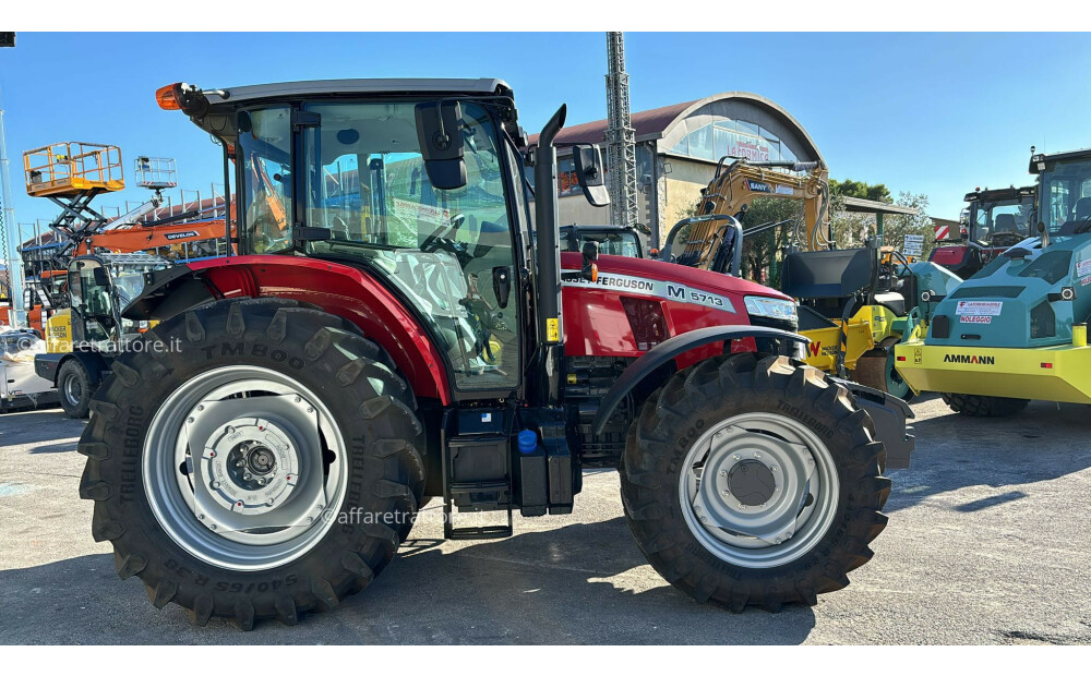 Massey Ferguson MF 5713 Novo - 5