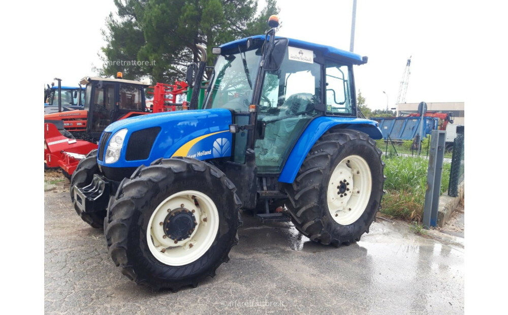 Rabljeni New Holland TL100/A - 4