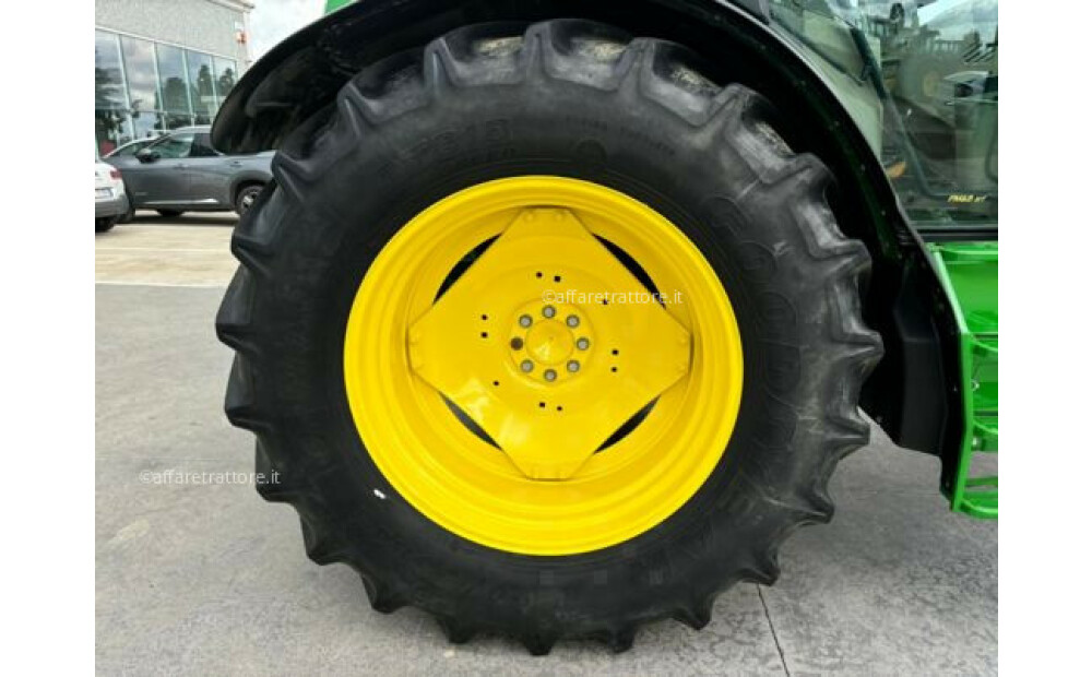 Rabljeni John Deere 6115R - 6