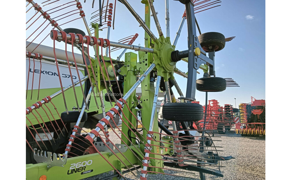 Claas LINER 2600 TREND Rabljeno - 2