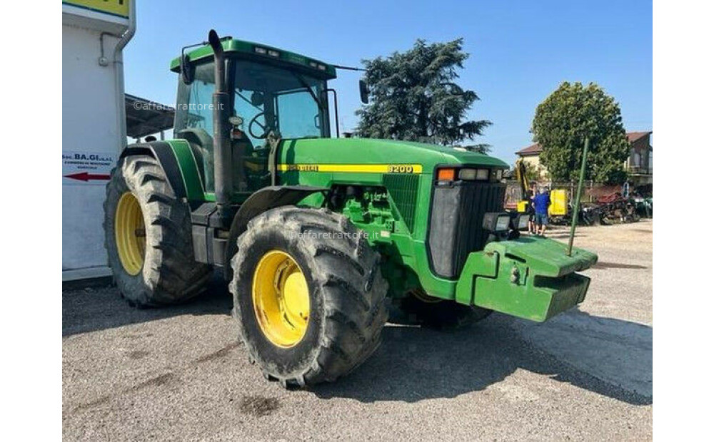 Rabljeni John Deere 8200 - 4