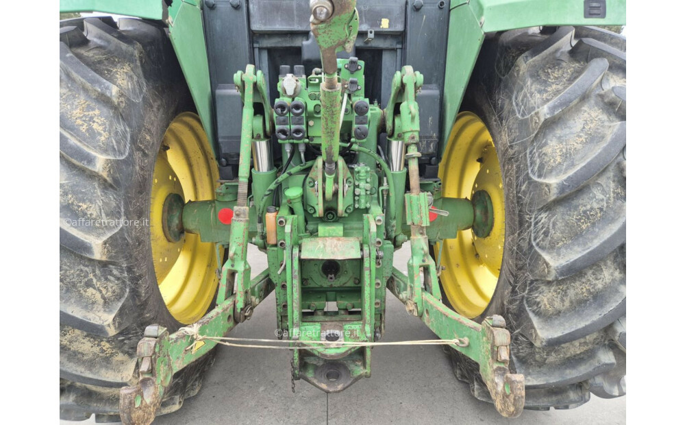 Rabljeni John Deere 6400 - 8