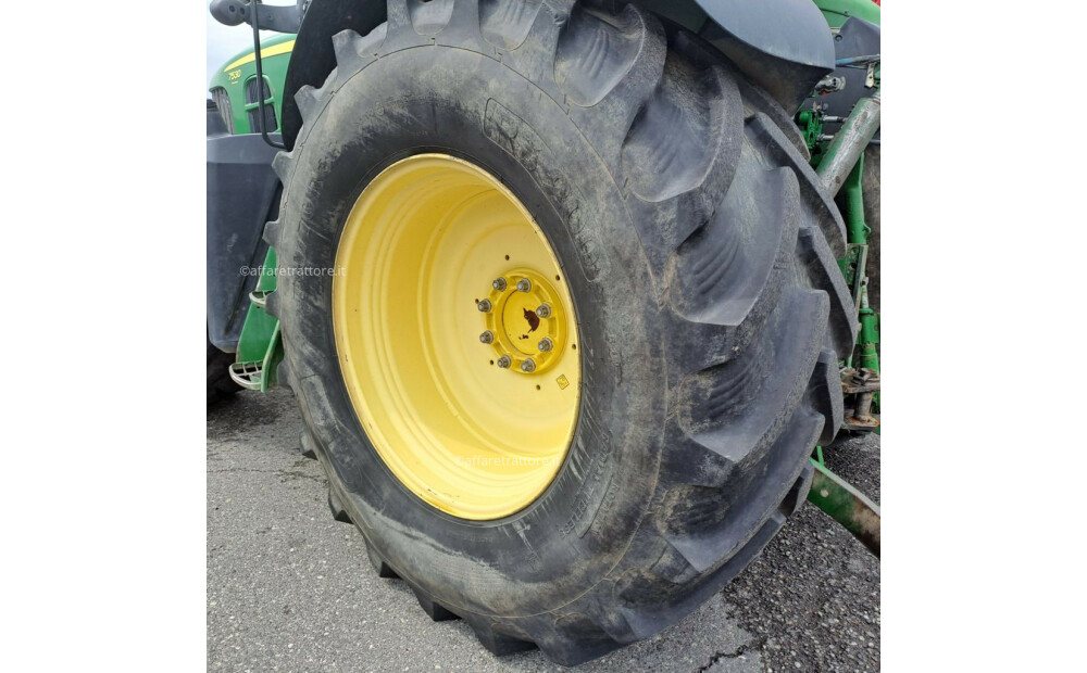 Rabljeni John Deere 7530 PREMIUM - 8