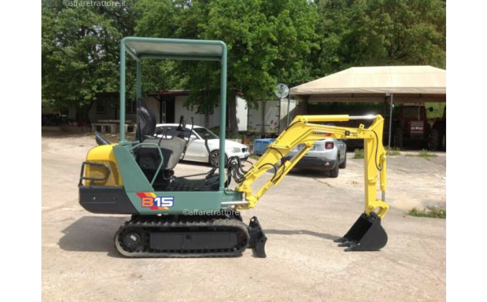 Yanmar B15 Rabljeno - 9