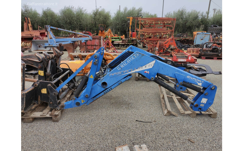 Rabljeni traktor New Holland T5 105 - 5