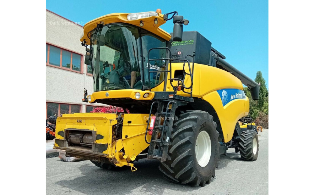 Rabljeni New Holland CR 9060 ELEVATION - 3