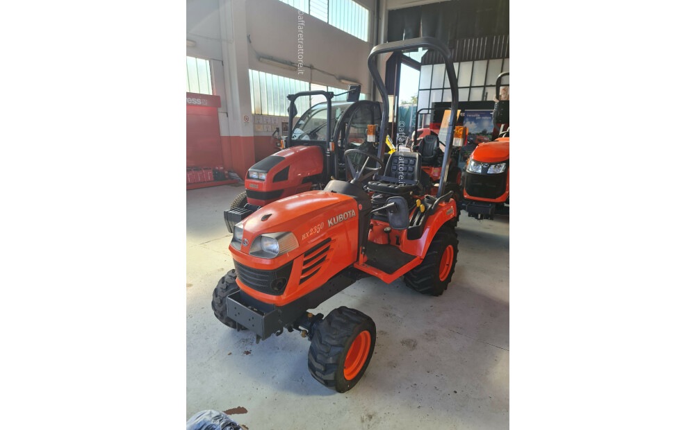 Rabljeni KOMPAKTNI TRAKTOR Kubota BX2350 HST - 1