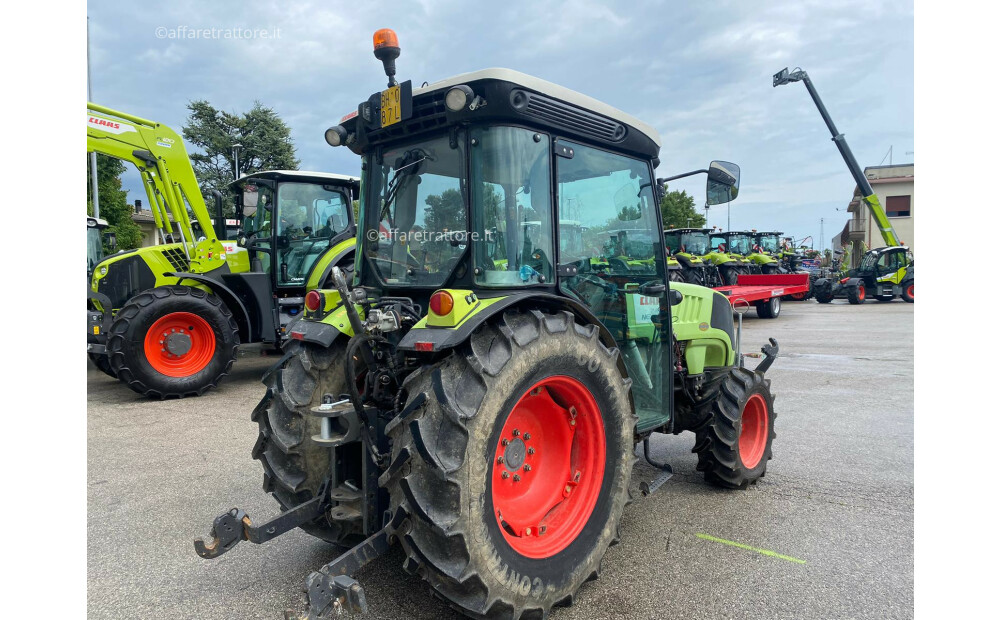 Traktor CLAAS NEXOS 240 VL / 180 - 7