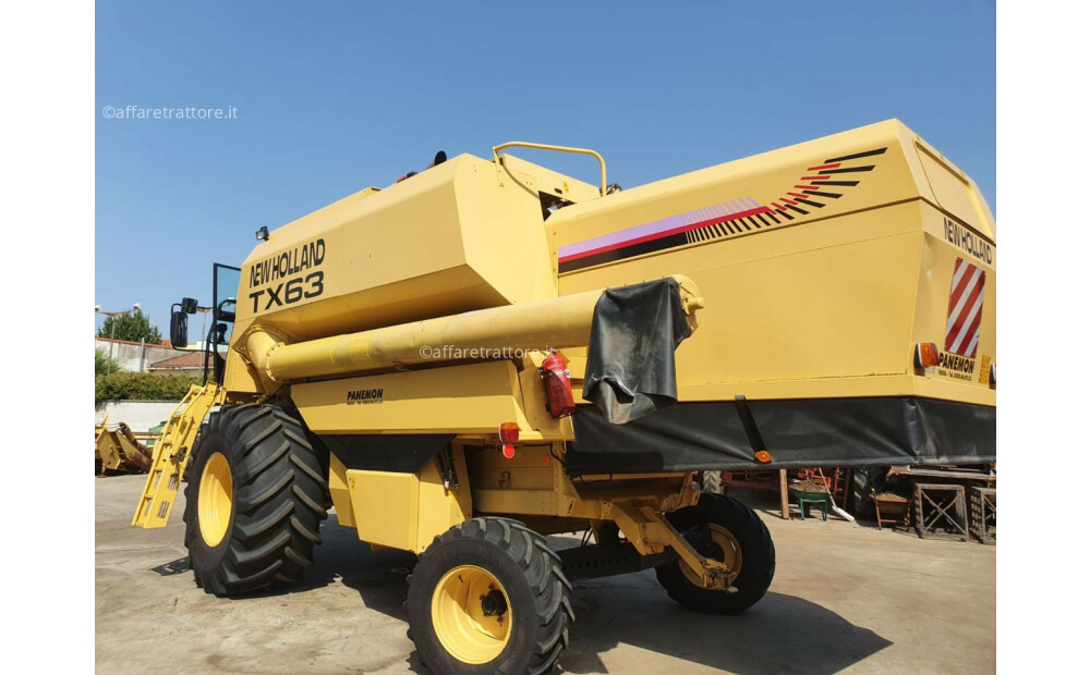 Rabljeni New Holland TX63 - 13