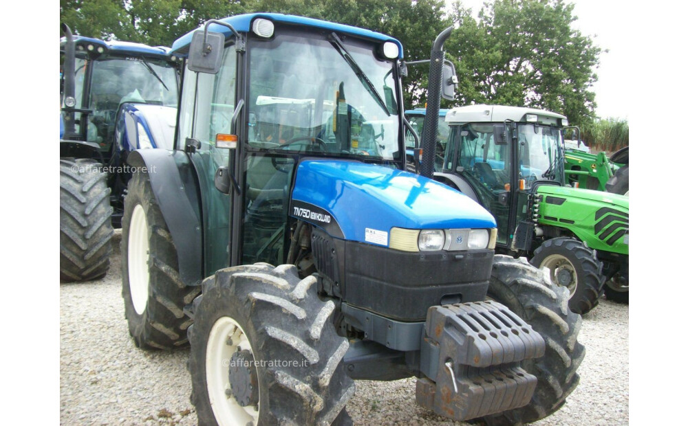 Rabljeni New Holland TN75D - 1