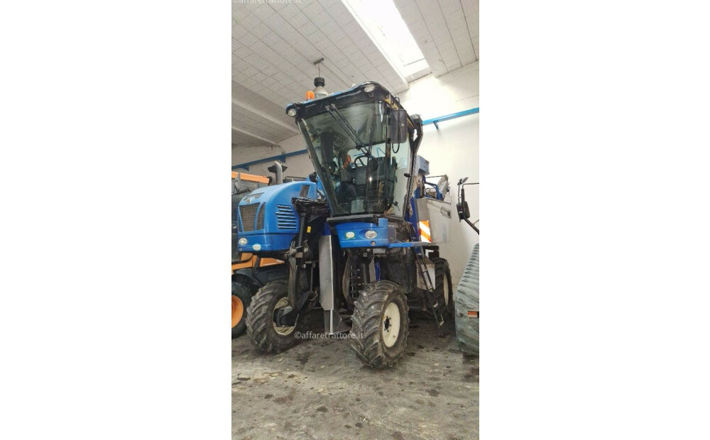 Rabljeni New Holland VL6080 - 3