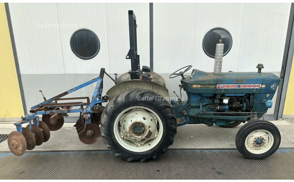 Traktor Ford 3000 - 50 KM - 3