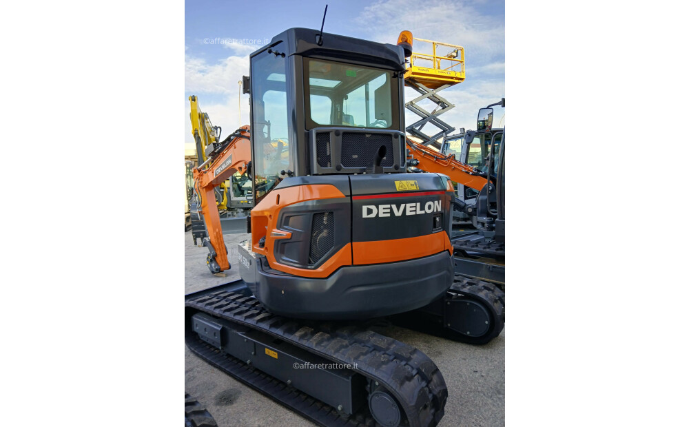 DEVELON DX 50Z-7 Novo - 2