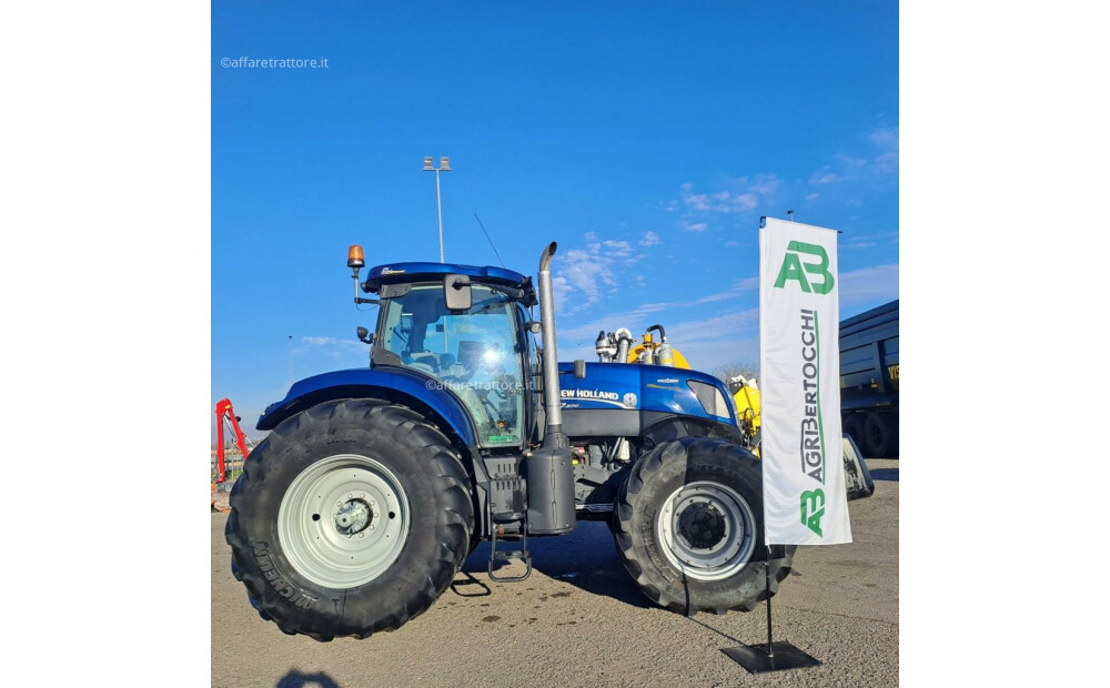 New Holland T7.270 AUTOCOMMAND BLUE POWER Rabljeno - 4