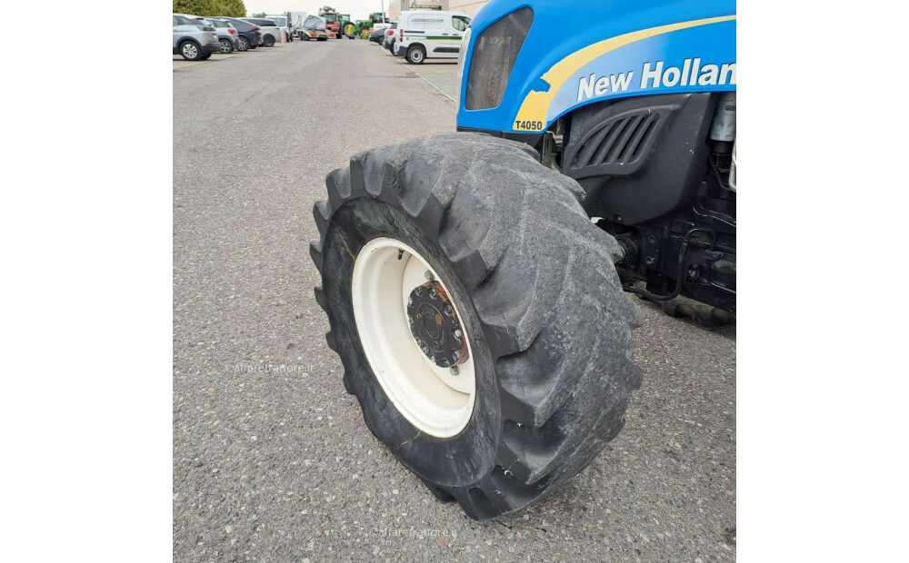 New Holland 4050 Rabljeno - 8