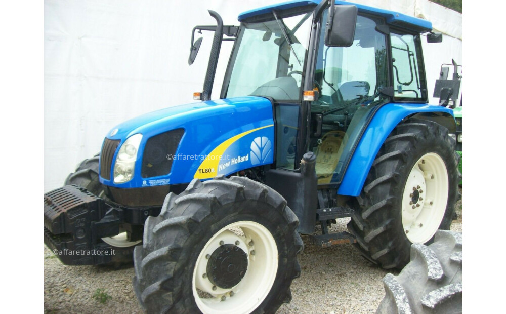 Rabljeni New Holland TL80A - 2