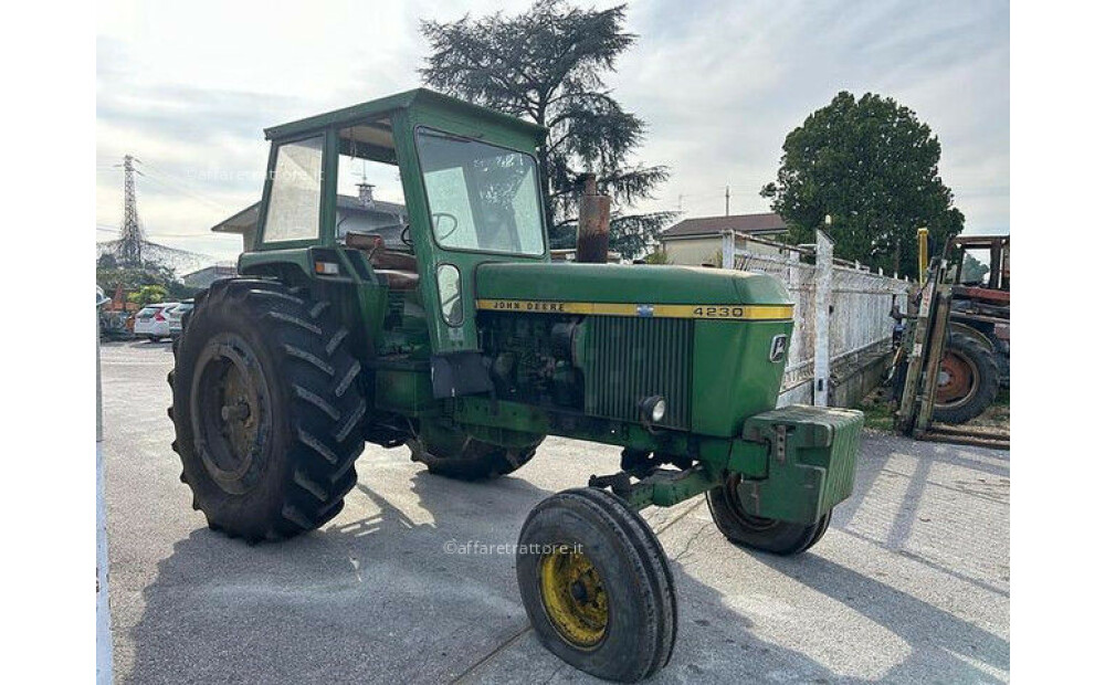 Rabljeni John Deere 4230 - 3