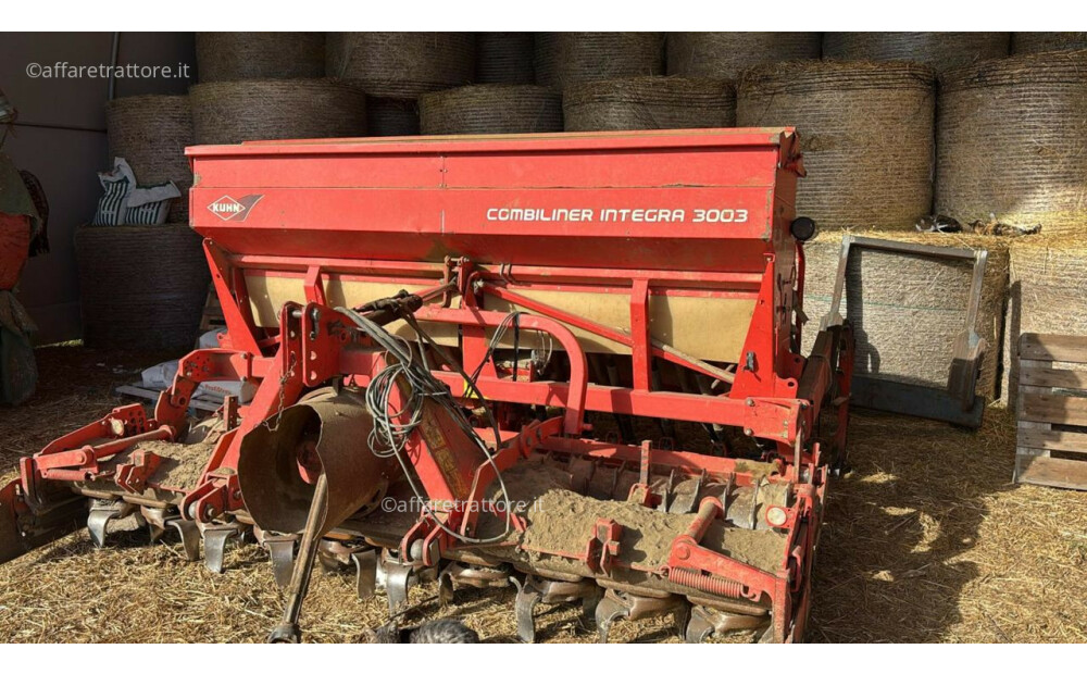 Kuhn INTEGRA 3003 Rabljena - 1