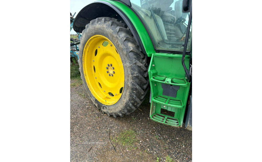 Rabljeni John Deere 6120R - 9