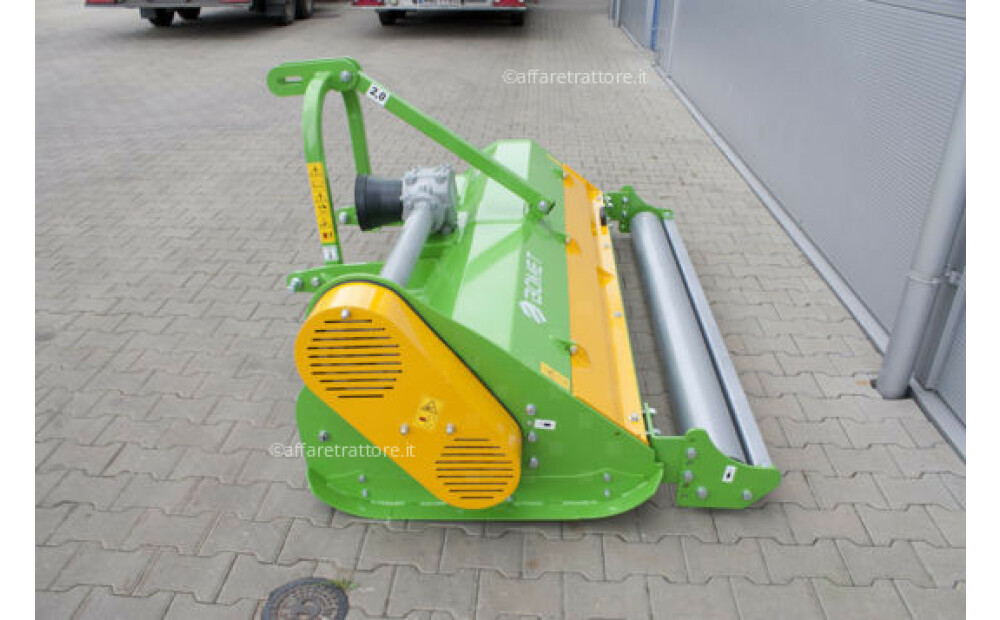 Bomet Schlegelmulcher / Flail mower / Faucheuse à fléaux / condizionatore a flagelli / Мульчер / Kosiarka bijakowa Indus 2 m Nowy - 4