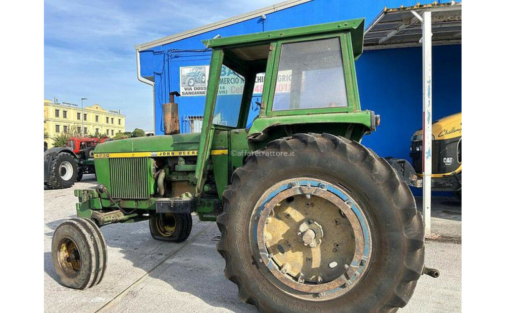 Rabljeni John Deere 4230 - 11