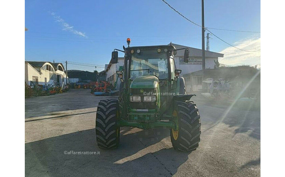 Rabljeni John Deere 5820 - 16