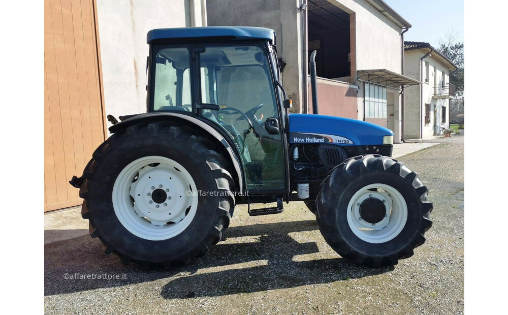 Rabljeni New Holland TND 75 - 2