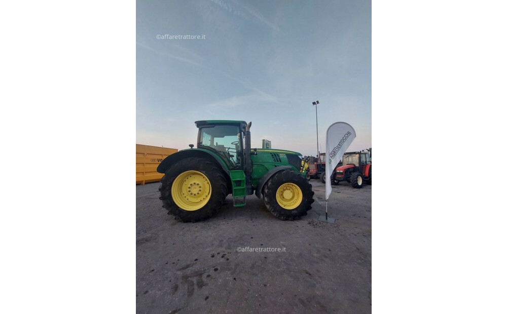 John Deere 6210R Usato - 1