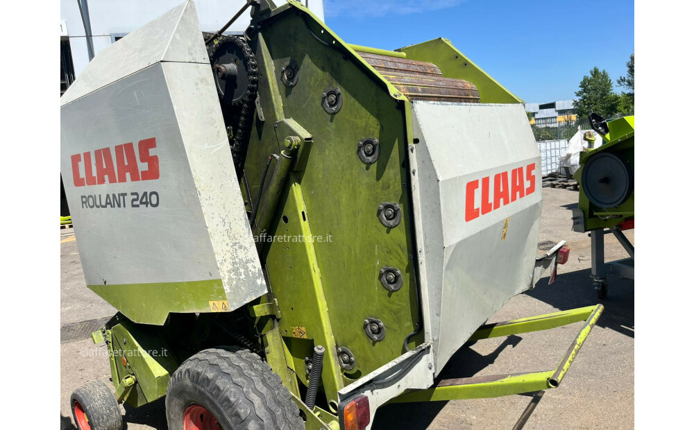 Claas ROLLANT 240 Usato - 6