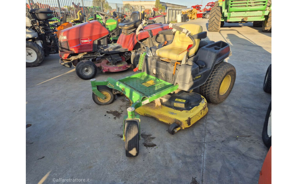 Rabljeni John Deere Z525 - 2