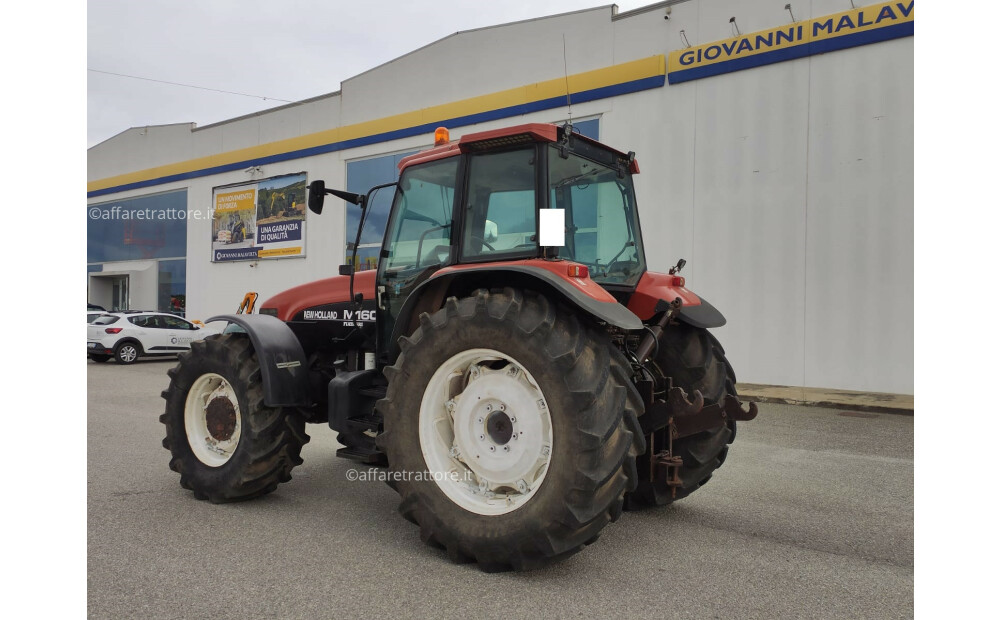 Rabljeni traktor New Holland M 160 - 2