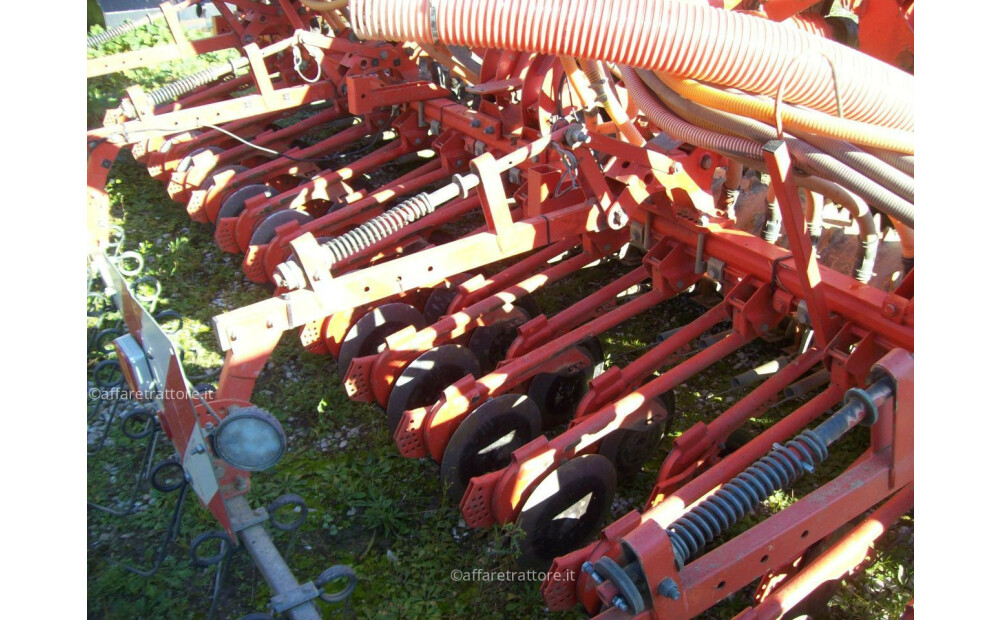 Kuhn VENTA TF 702 + Kuhn HR 5003 DR Rabljen - 7