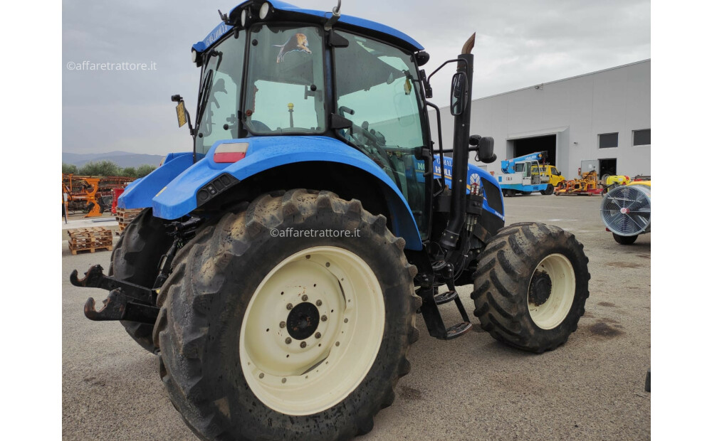 Rabljeni traktor New Holland T5 105 - 4