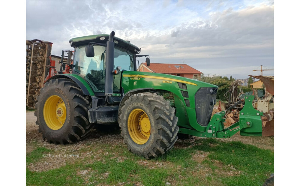 Rabljeni John Deere 8270R - 1