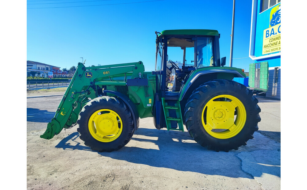 Rabljeni John Deere 6900 - 9